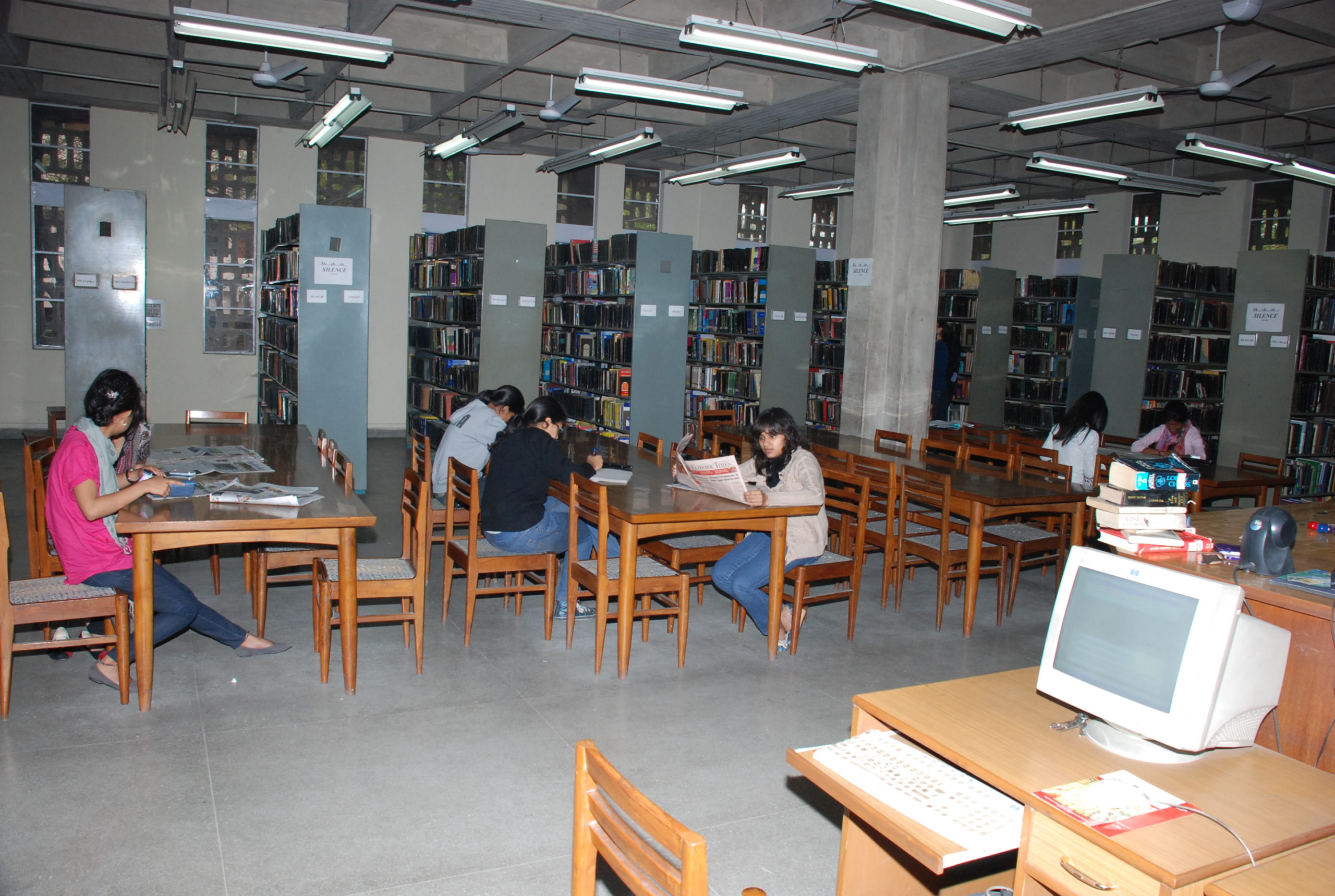 Library Science Course (B.Lib.Sc.): Eligibility | Best Colleges | Jobs