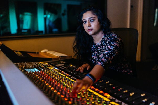Sound Engineering Course: Eligibility | Best Institutes | Job Prospects