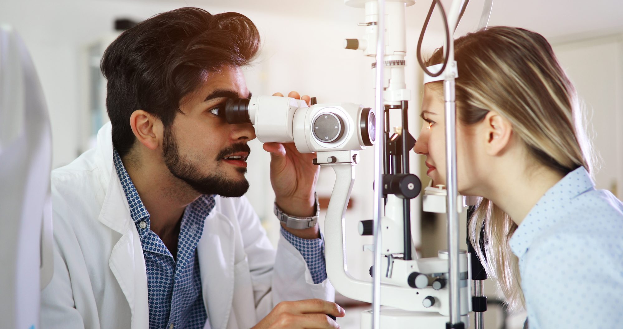Eye Specialist Doctor (Ophthalmologist): Eligibility | Institutes | FAQs